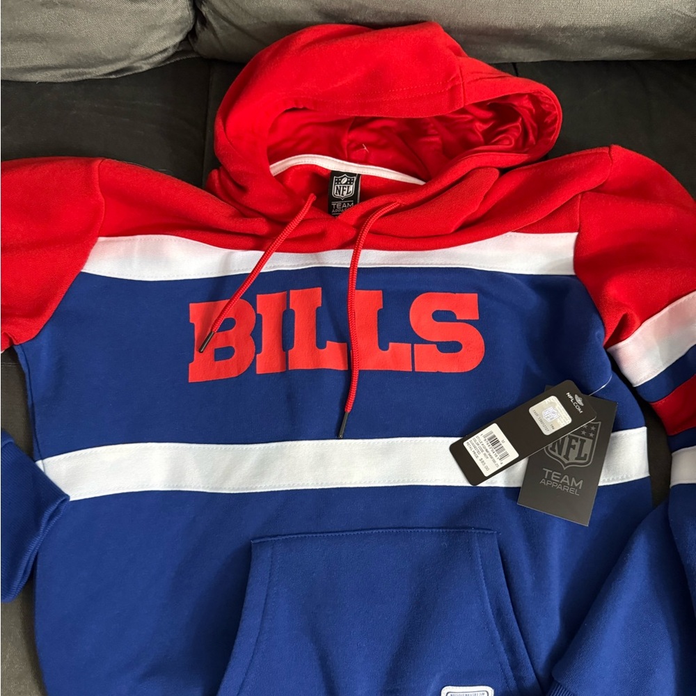 🌸🌸Closet Blowout 🌸🌸BUFFALO BILLS MEDIUM NEW  Red and Blue Team Hoodie